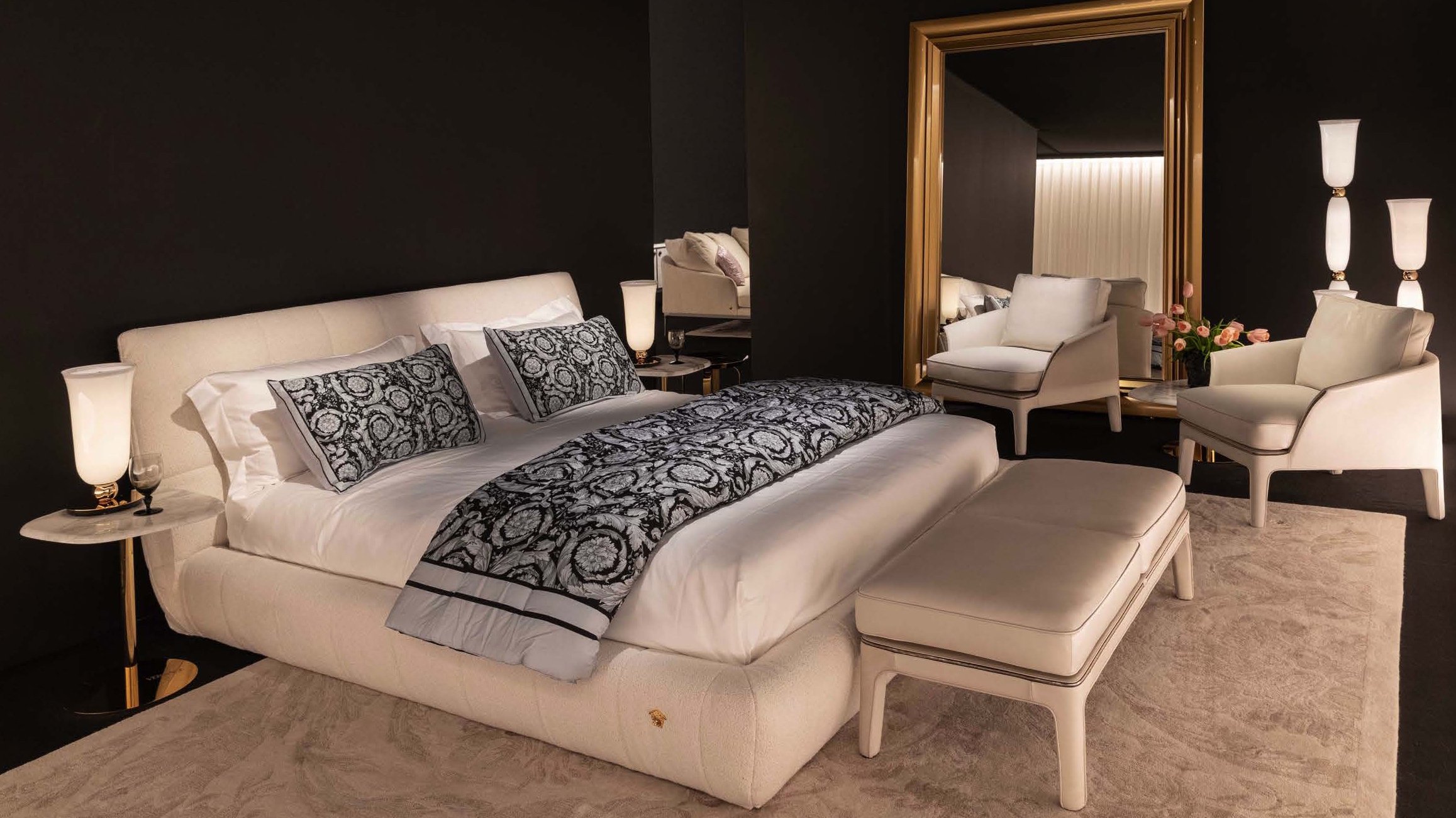 Versace Home La Medusa bed