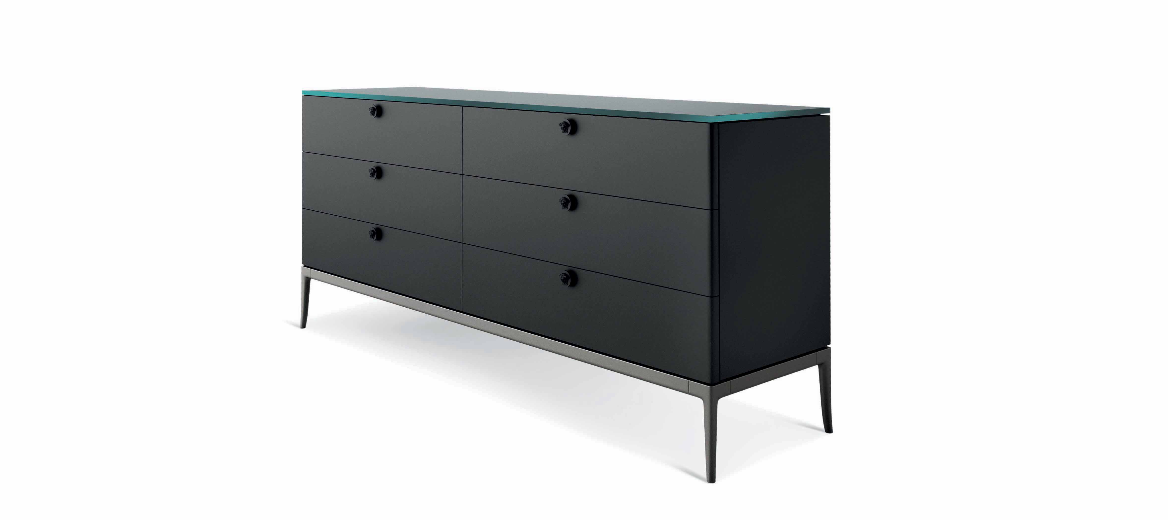 Stiletto chest of drawers