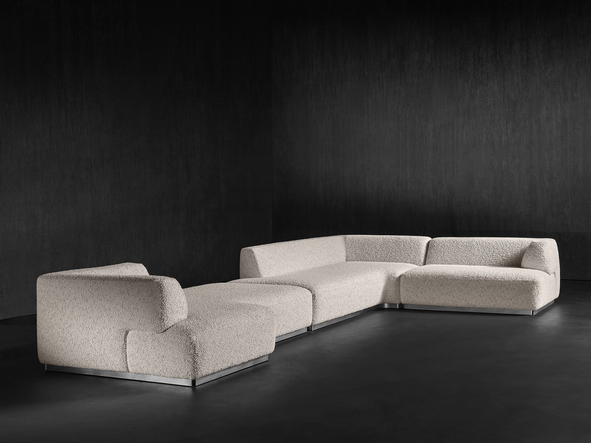 Henge Gentle sofa collection