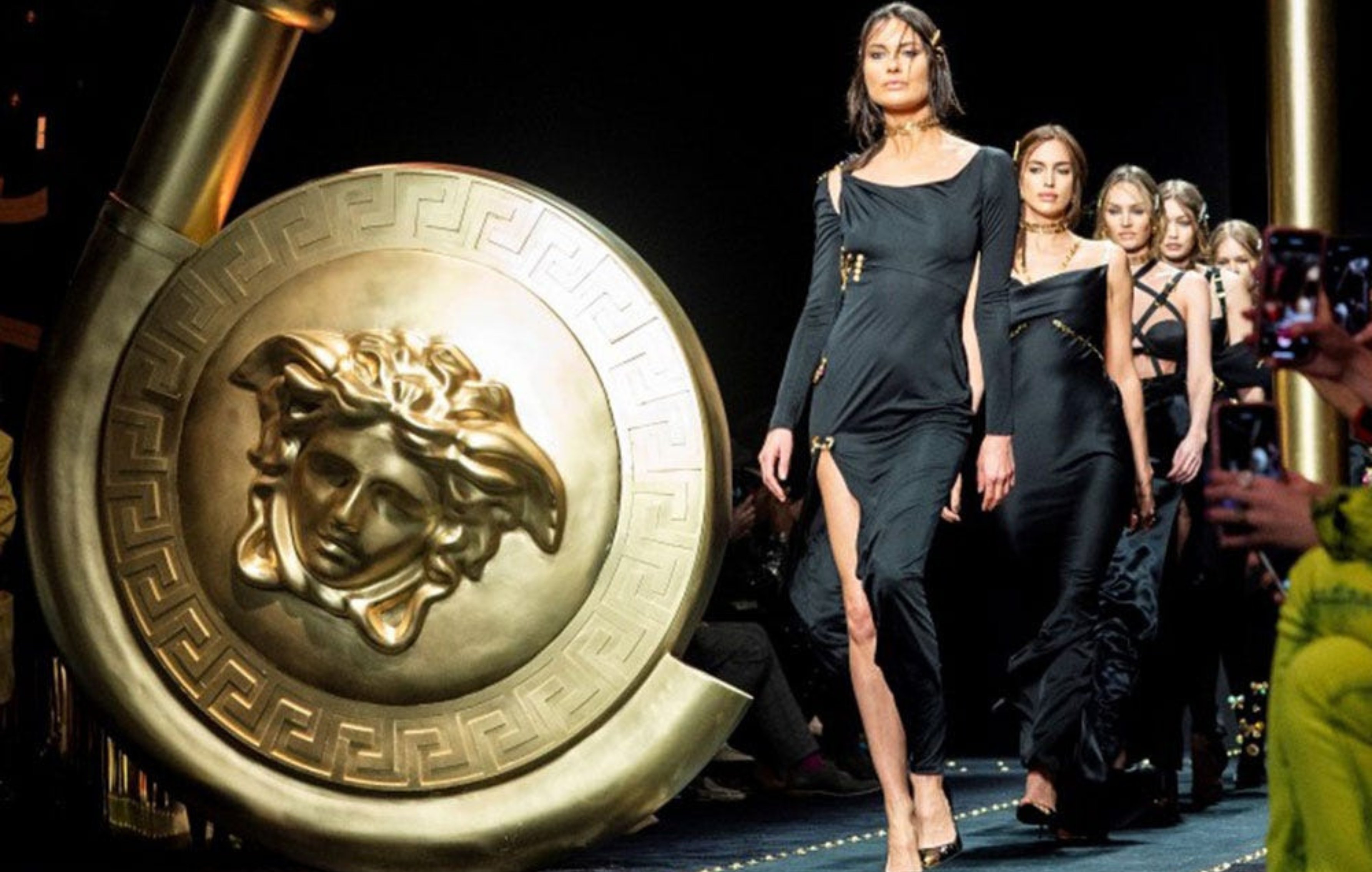 Armani & Versace: rivalry between two fashion giants