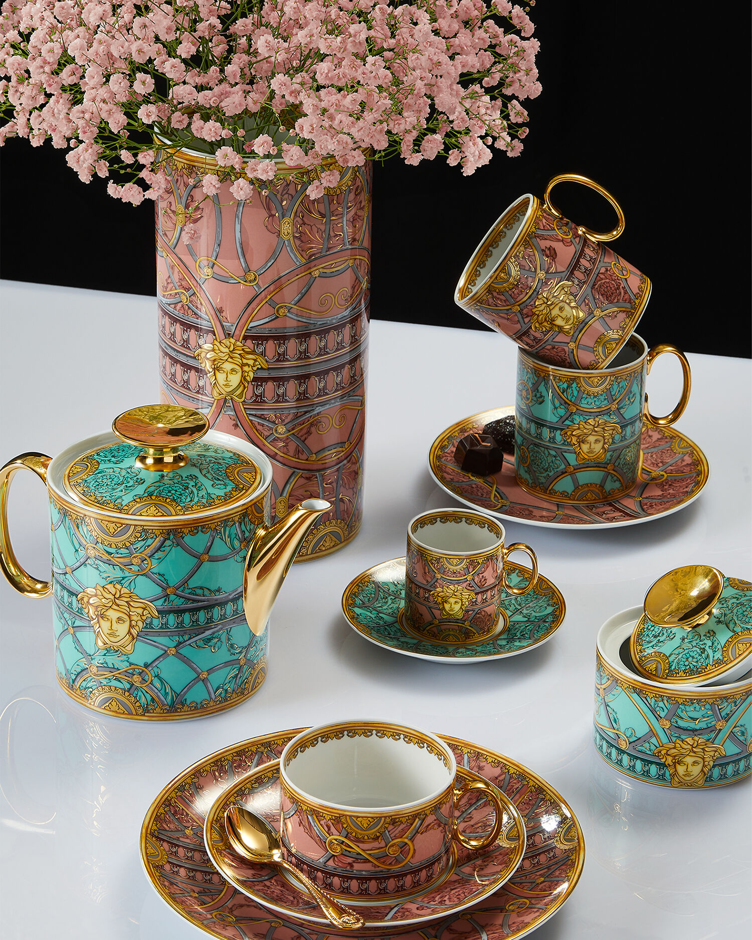 Scala del Palazzo Rosa Tea Cup & Saucer