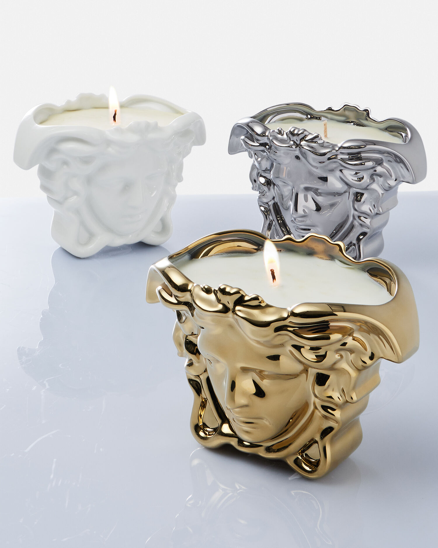 Medusa Grande White Scented Candle