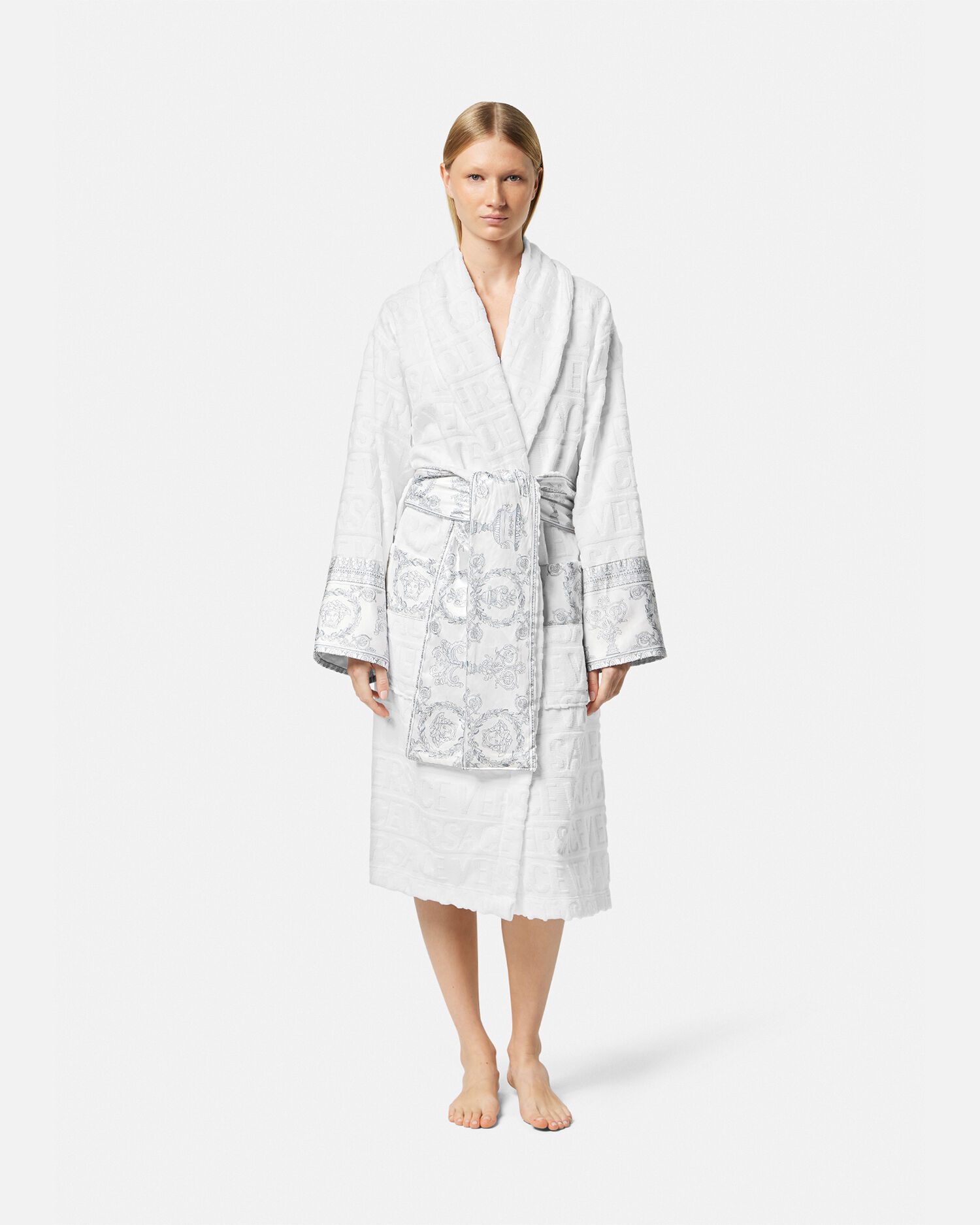 Crystal I ♡ Baroque Bride Bathrobe