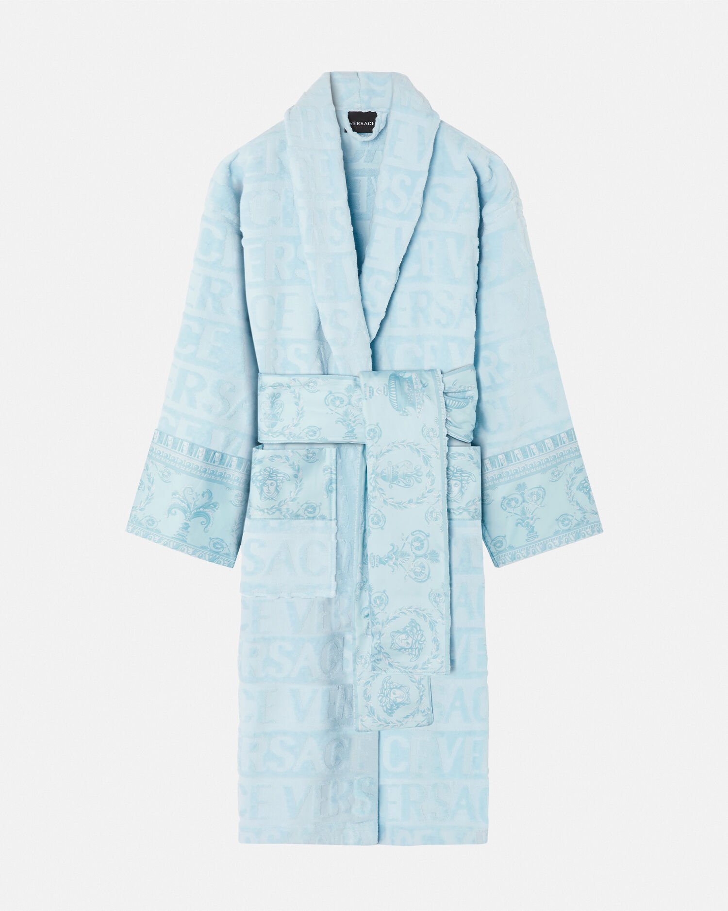 I ♡ Baroque Bathrobe