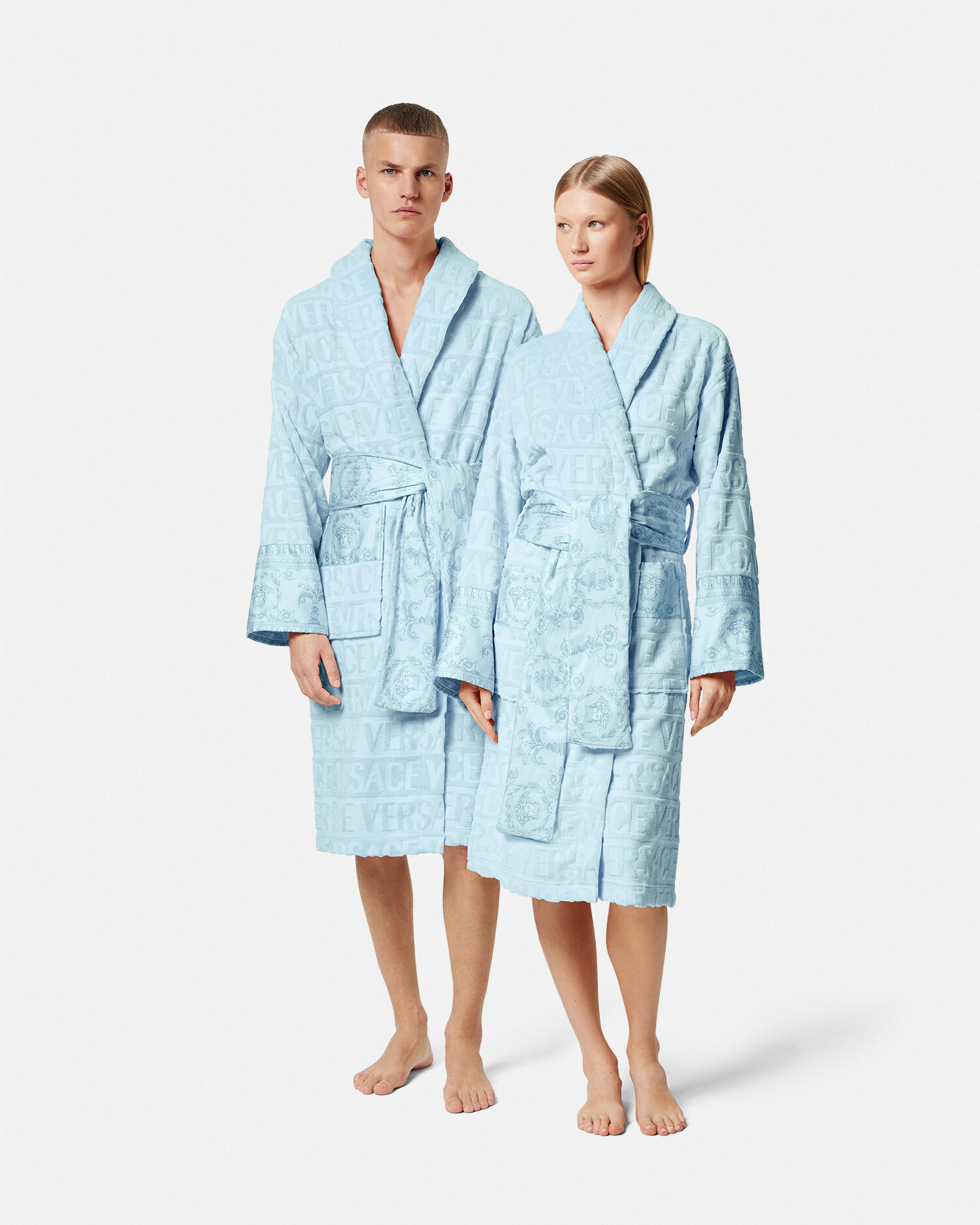 I ♡ Baroque Bathrobe