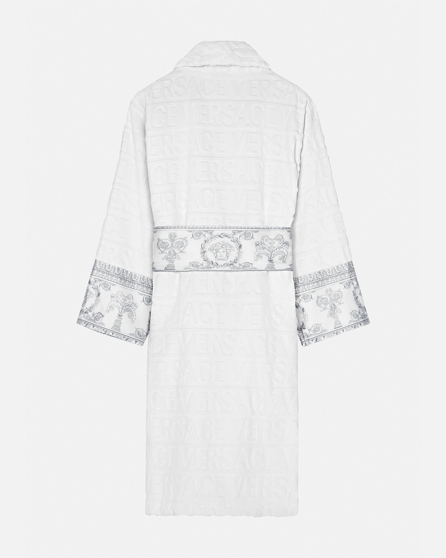 I ♡ Baroque Bathrobe