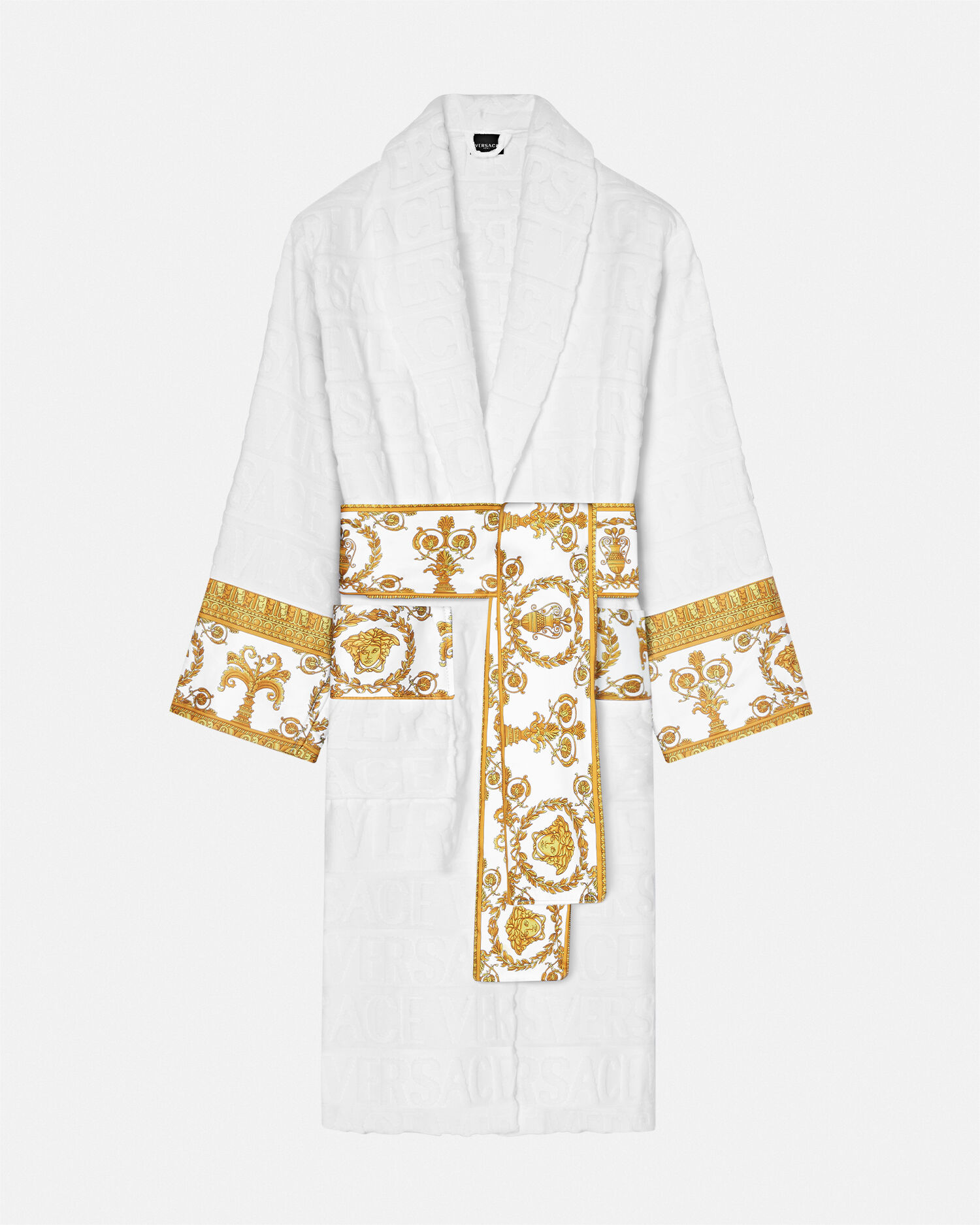 I ♡ Baroque Bathrobe