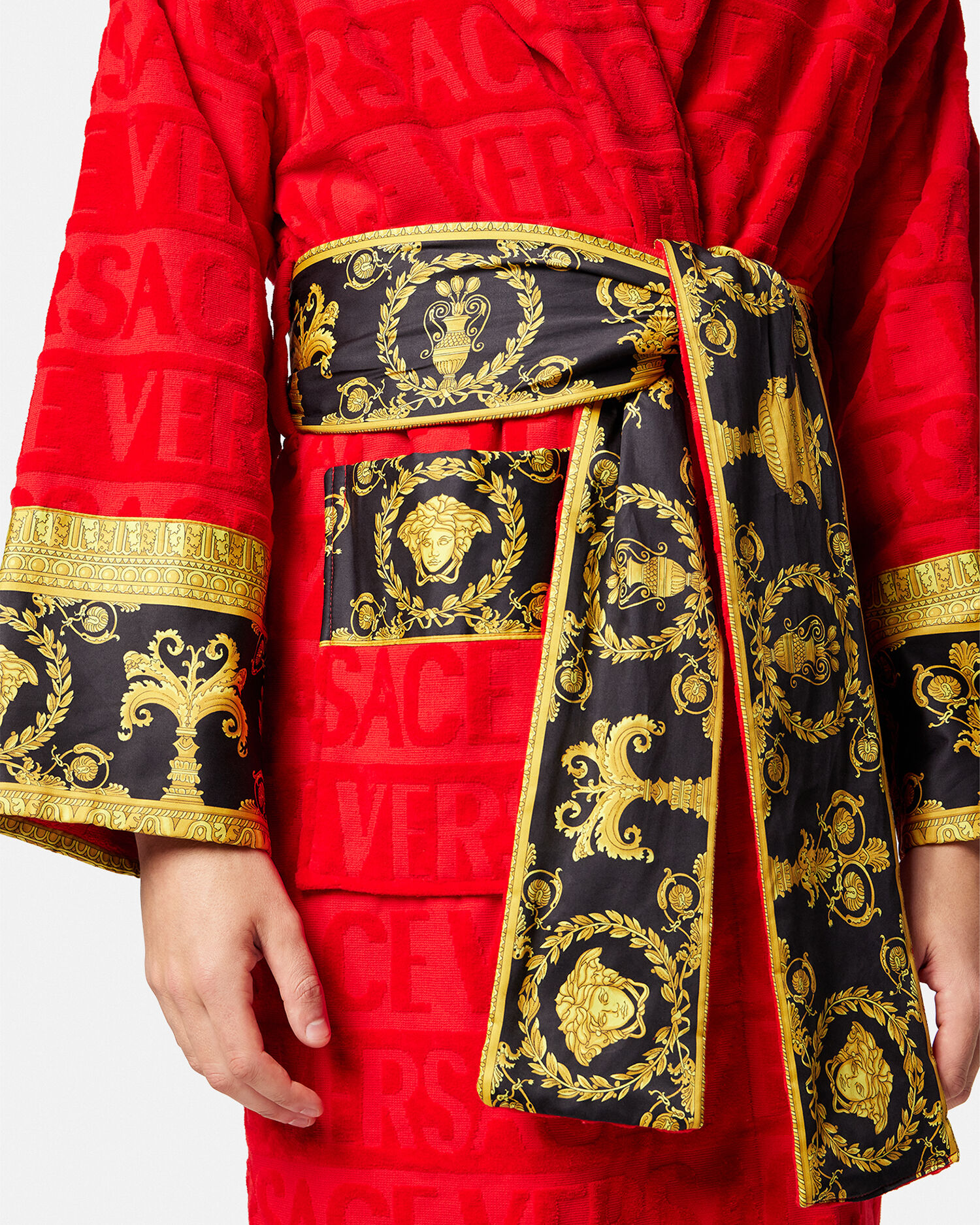 I ♡ Baroque Bathrobe