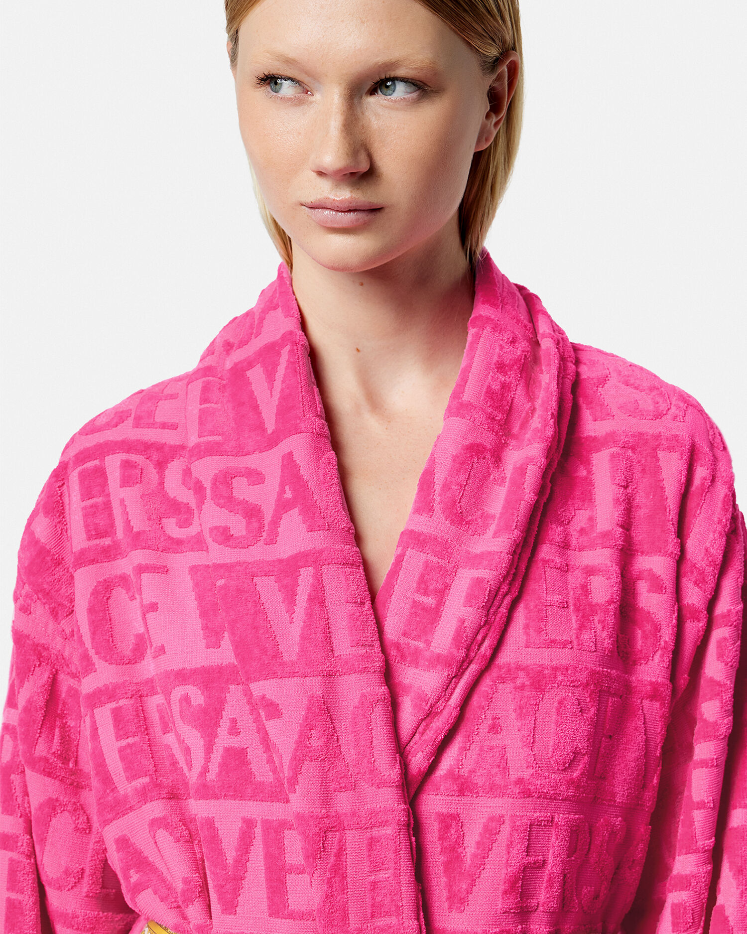 I ♡ Baroque Bathrobe