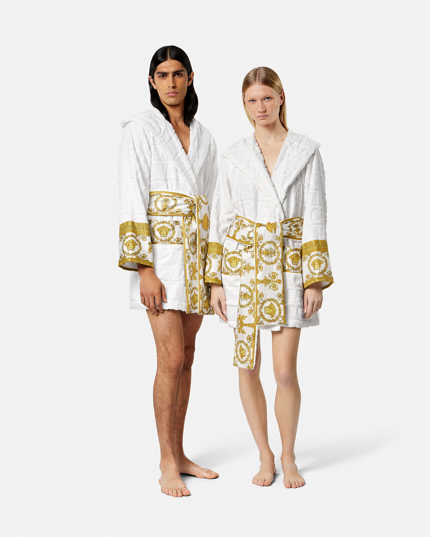 I ♡ Baroque Short Bathrobe