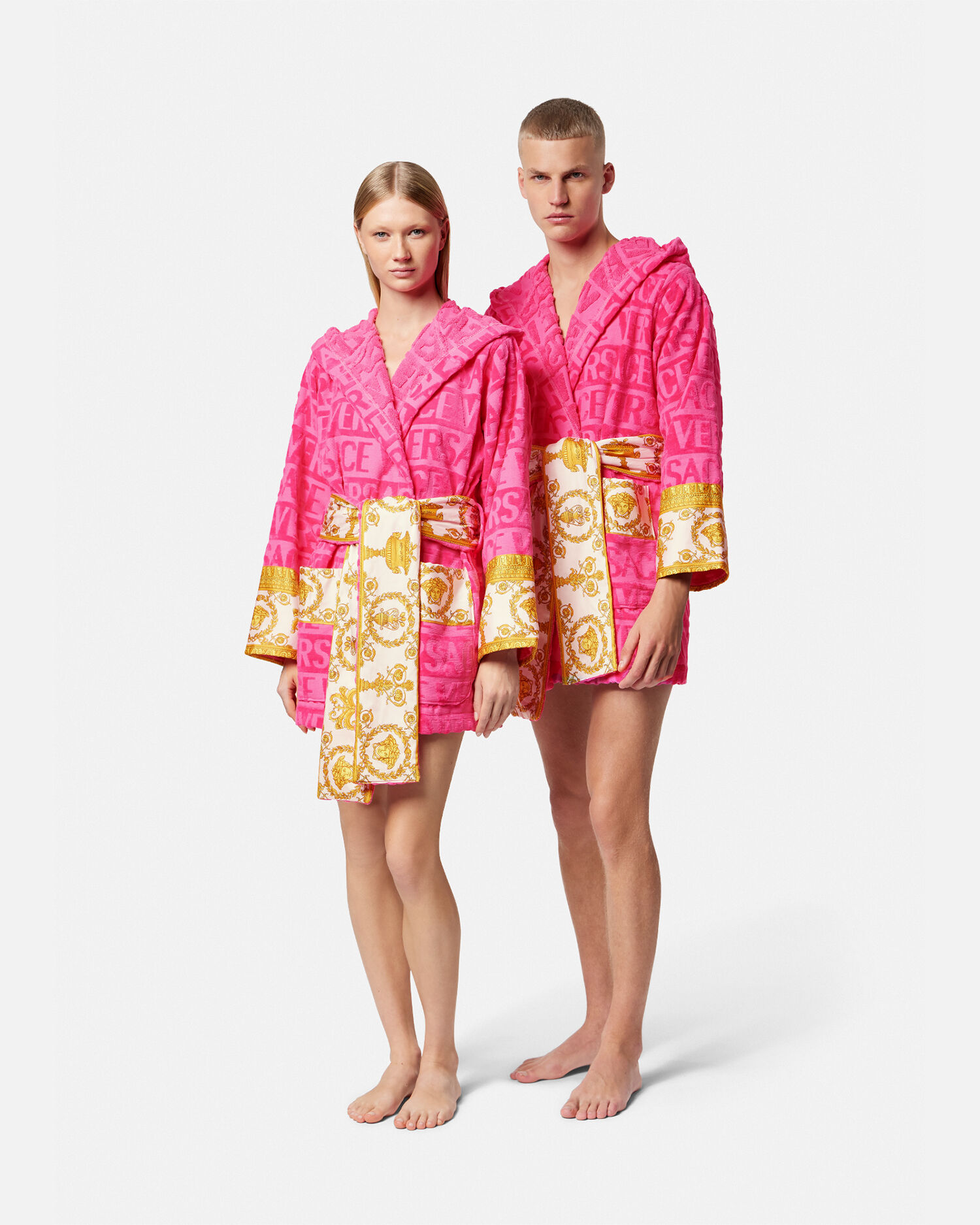 I ♡ Baroque Short Bathrobe