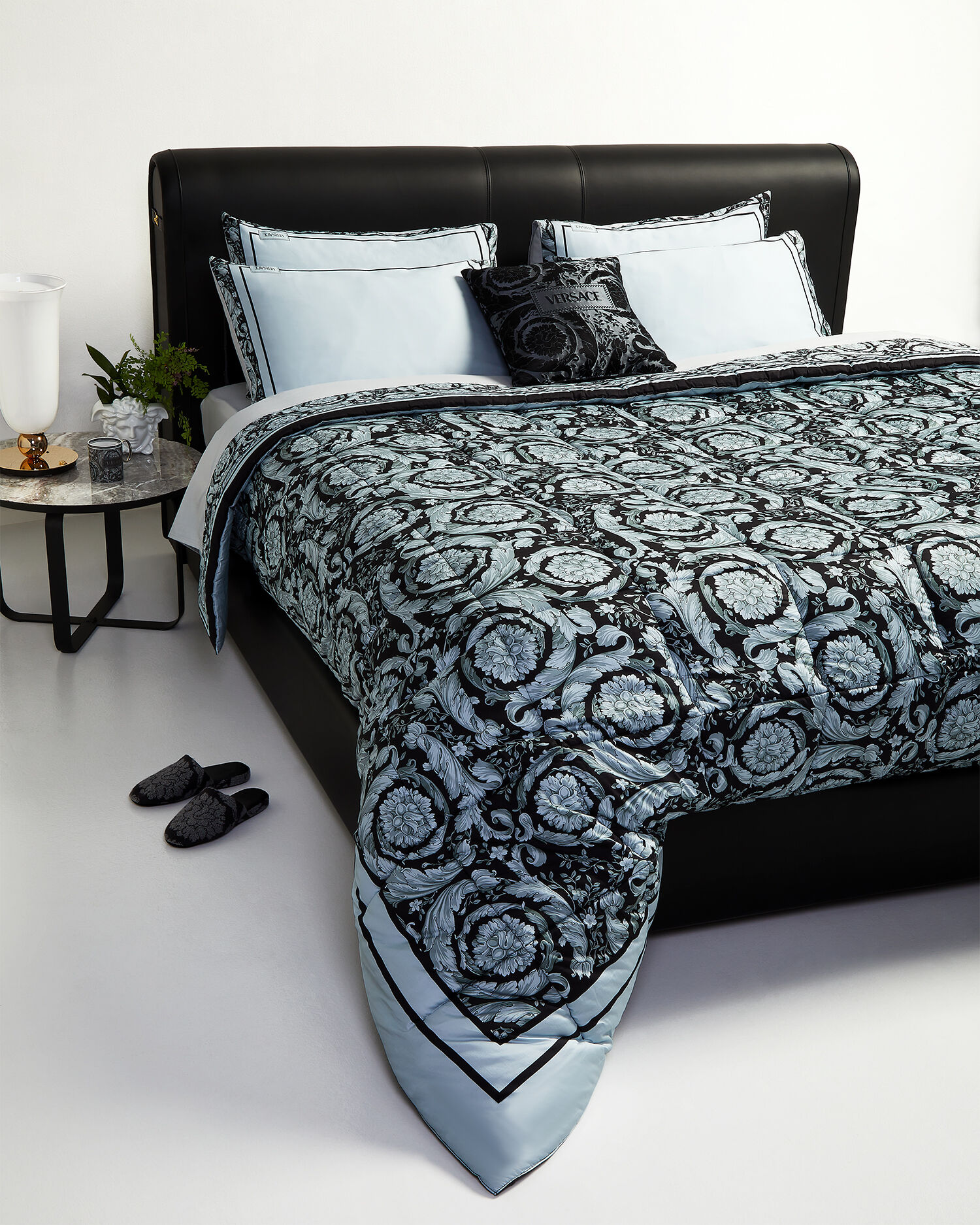 Crete de Fleur Double-Face Comforter