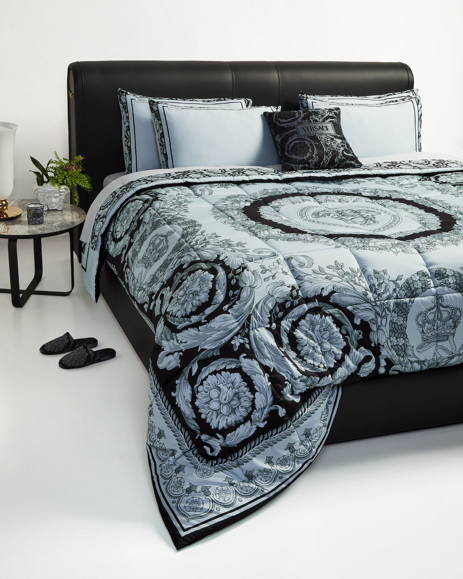 Barocco Full/Queen Bed Set