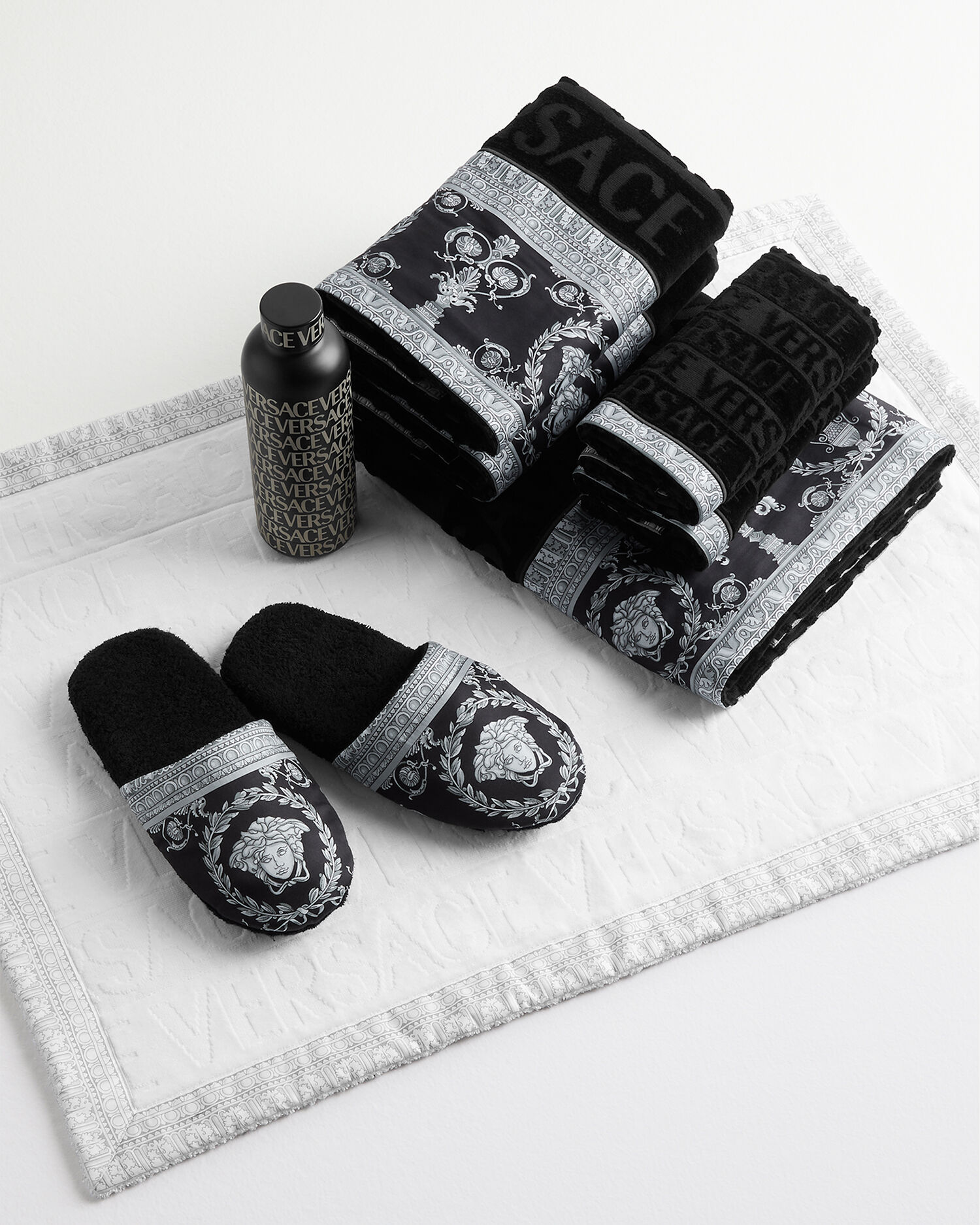 I ♡ Baroque Hand Towel