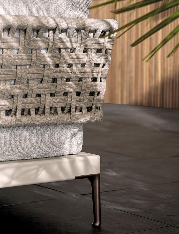 Minotti Patio оutdoor armchair