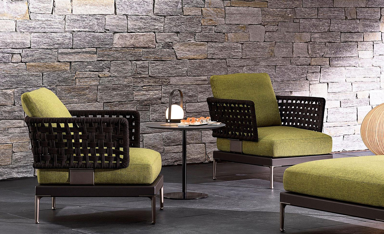 Minotti Patio оutdoor armchair