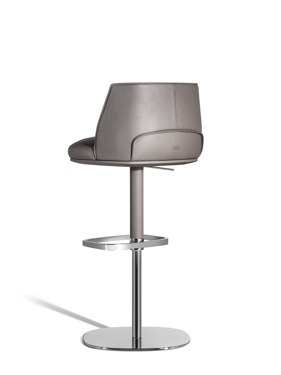 Archibald | Stool with steel base