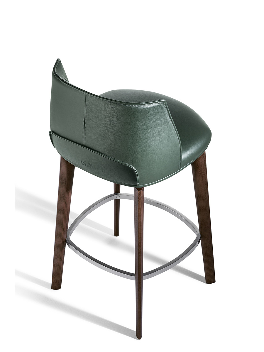 Archibald | Stool with wood base