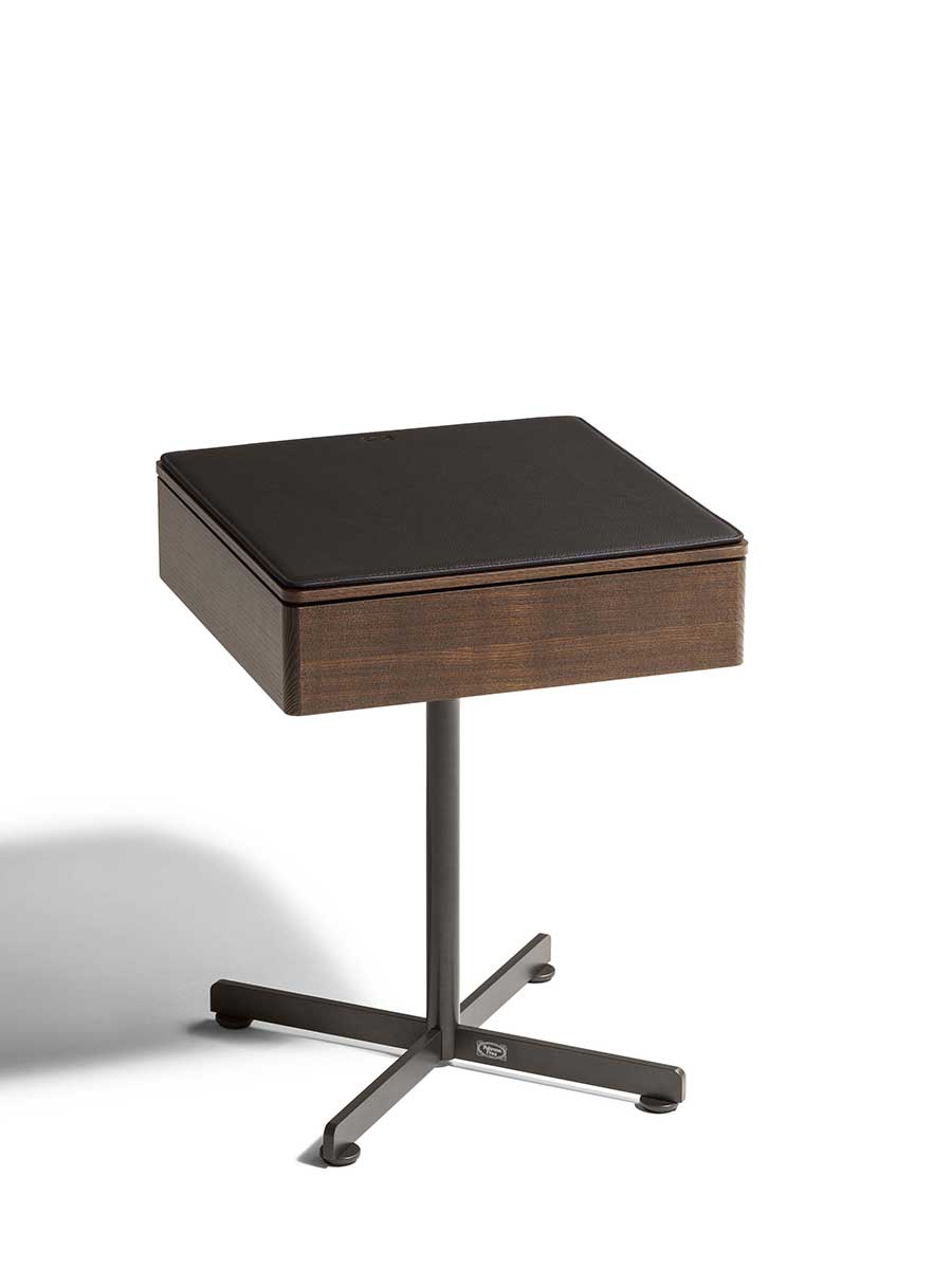 Bob | Small table with drawer