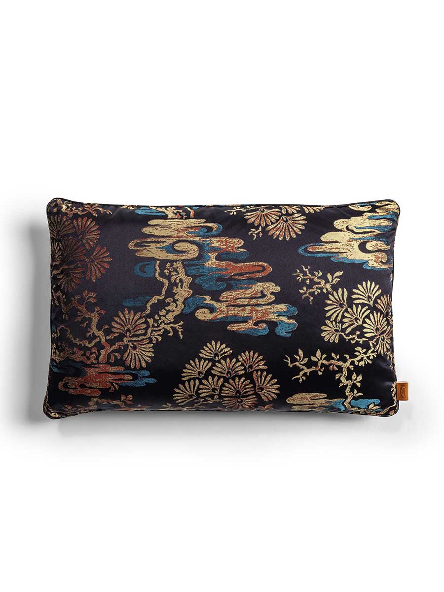 Decorative cushions