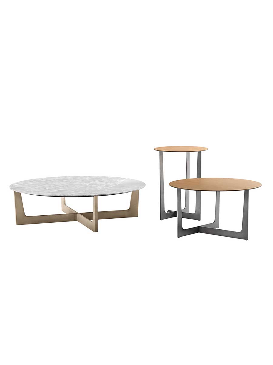 Ilary | Coffee table with wood base