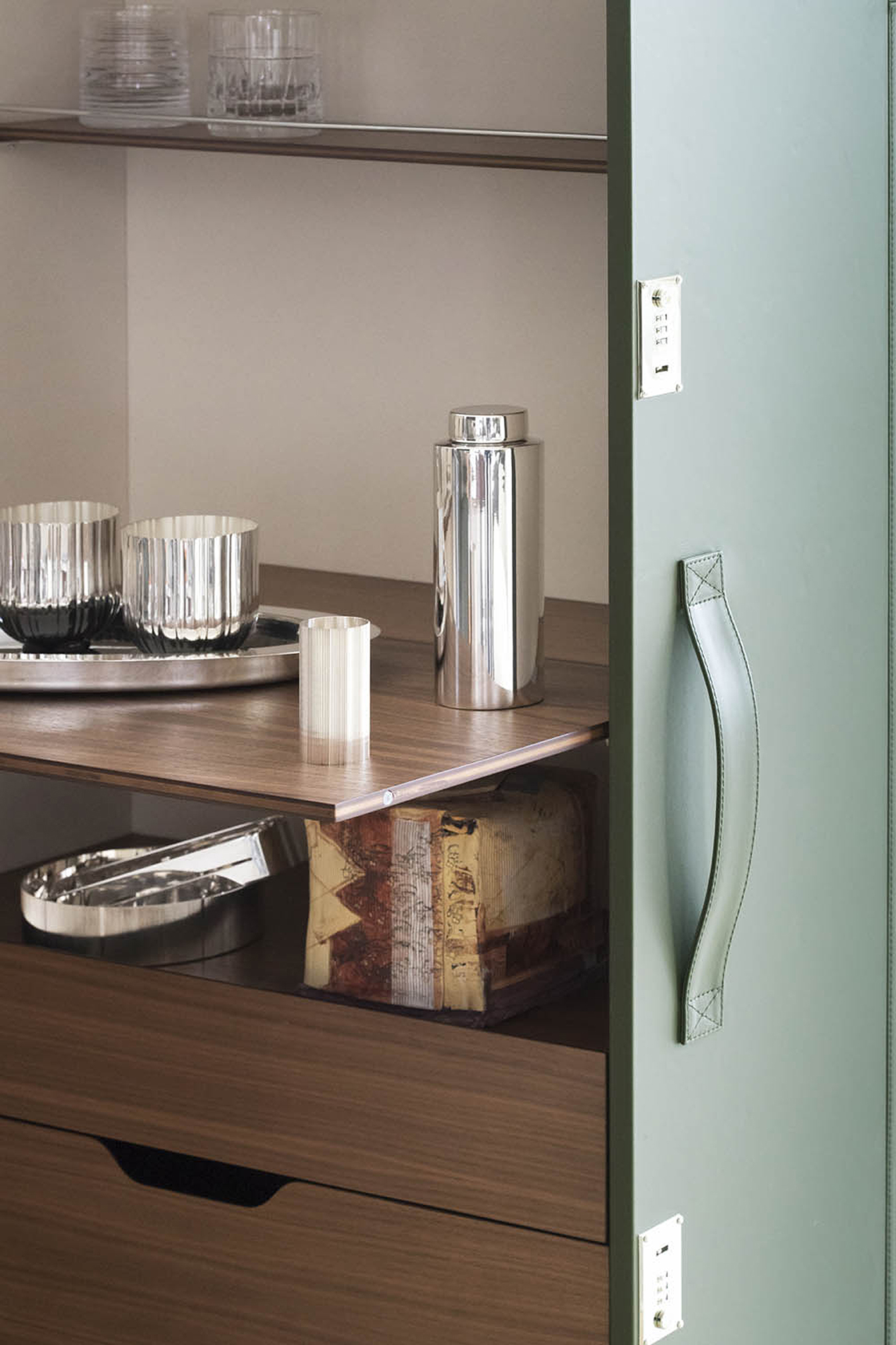 Isidoro | Drinks cabinet