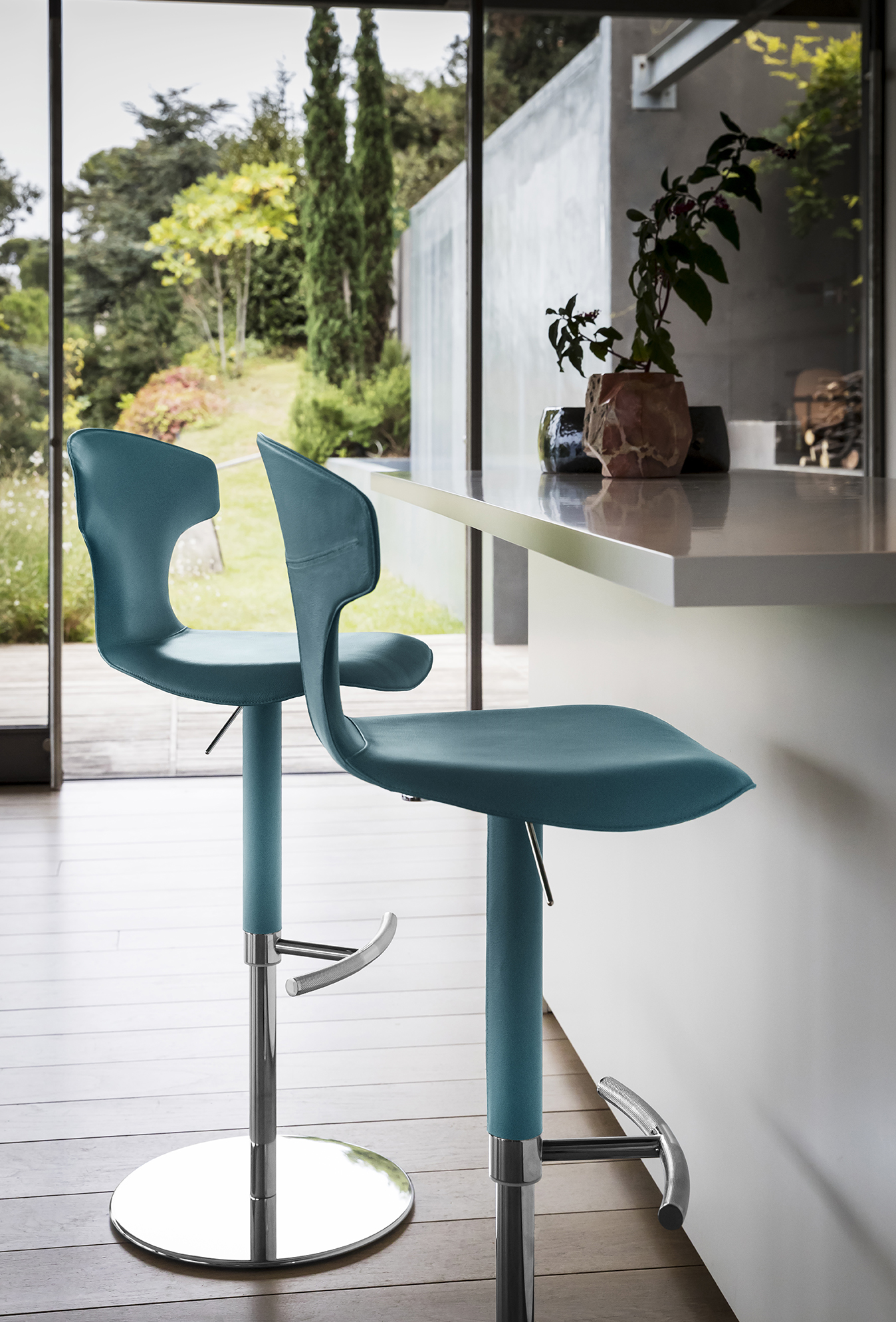 Montera | Column base stool