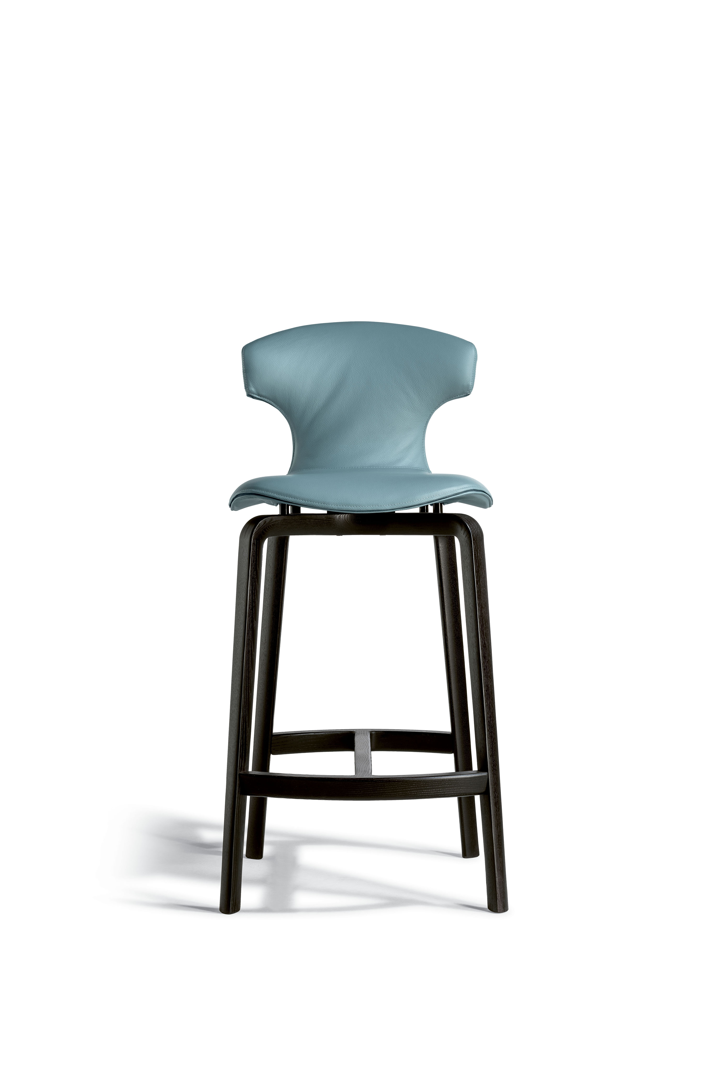 Montera Mas | Stool with wooden base