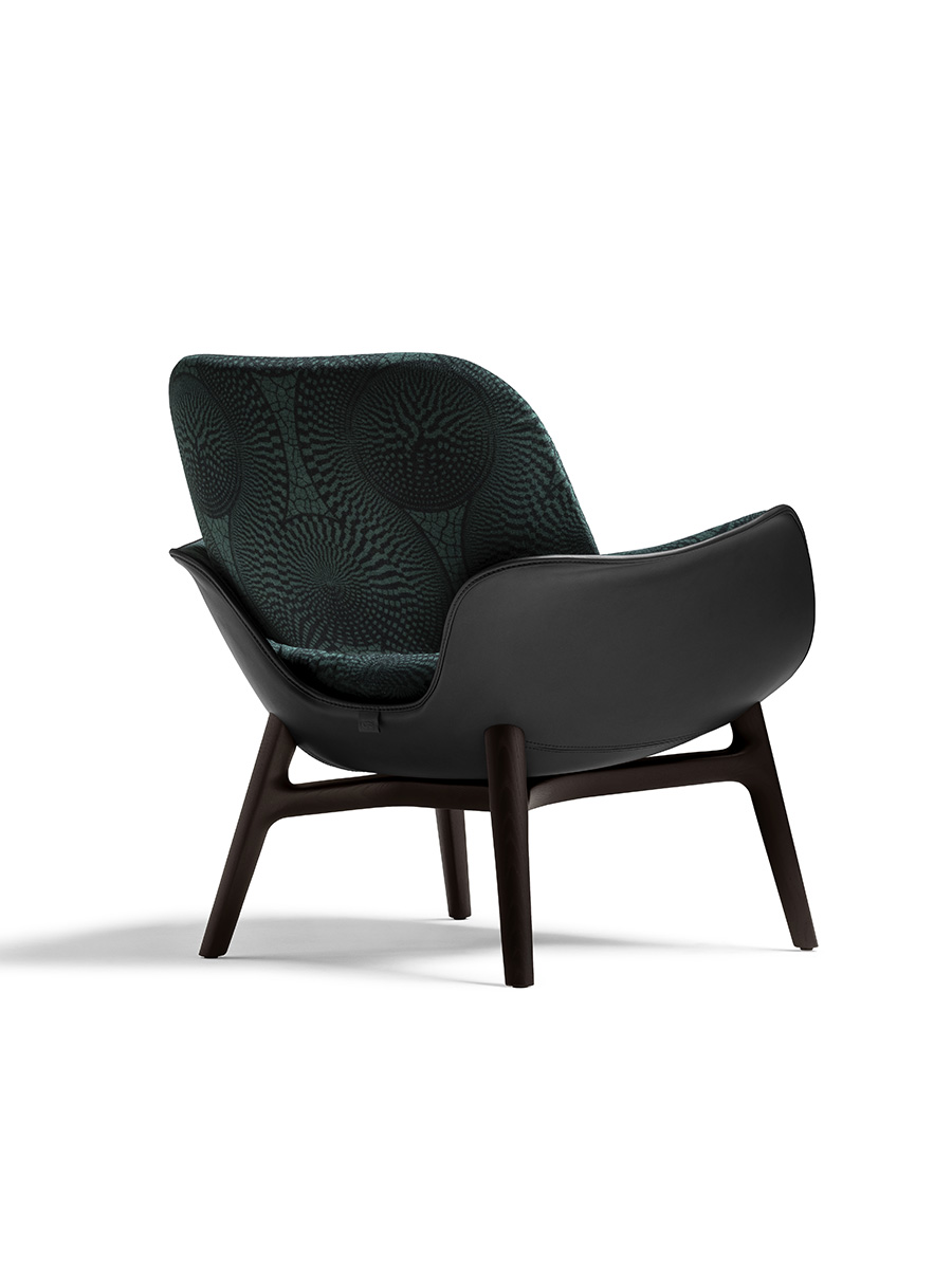 Ozwald Boateng x Poltrona Frau | Martha armchair