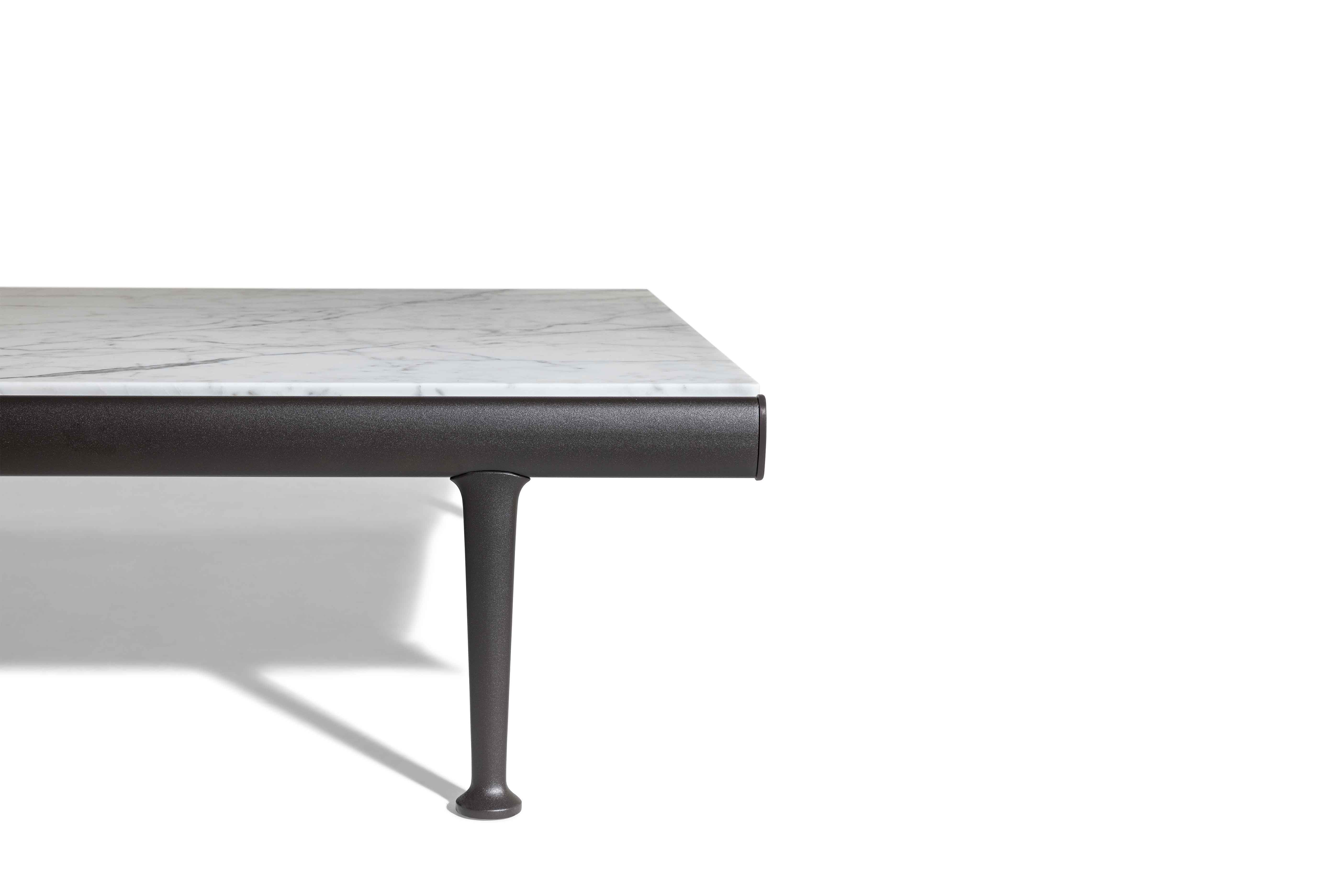 Souvenir d'Italie | 120x120cm Small Table