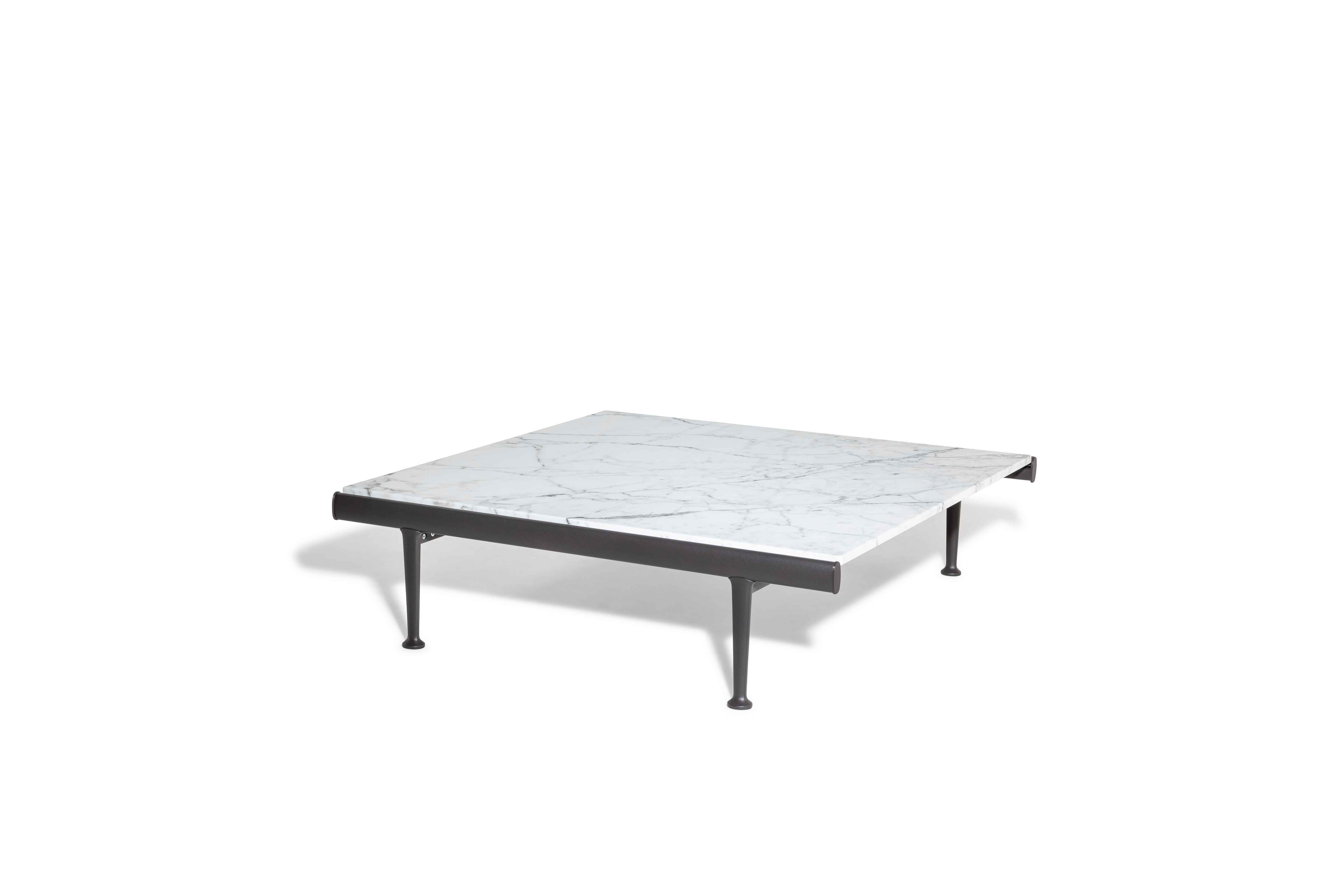 Souvenir d'Italie | 120x120cm Small Table