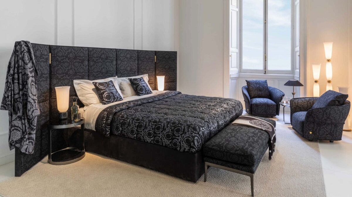 Versace Home V-King bed