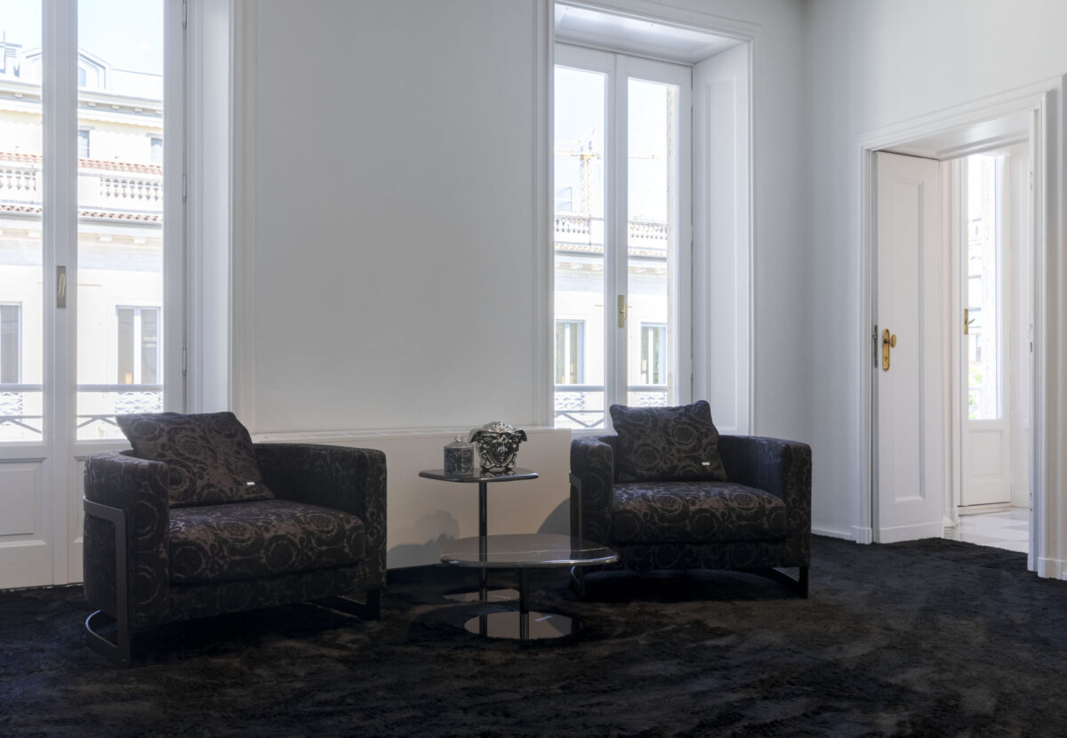 Versace Home La Medusa Metal armchairs, Iconic coffee table