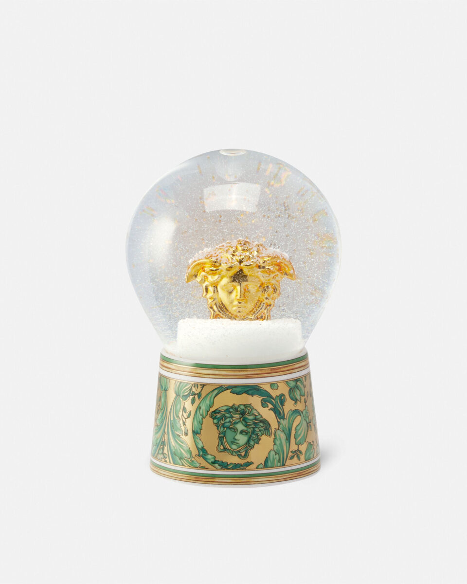 Medusa Garland Snow Globe - Living