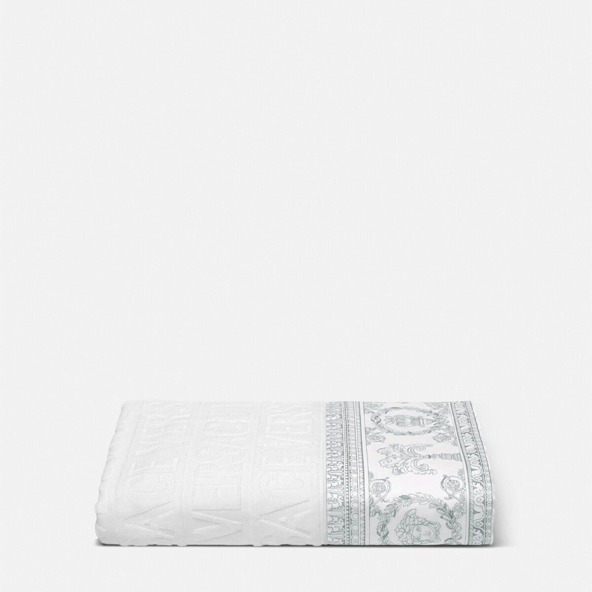 I ♡ Baroque Bath Towel - Textiles