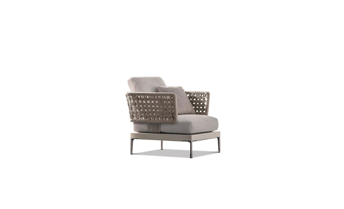 Minotti Patio оutdoor armchair