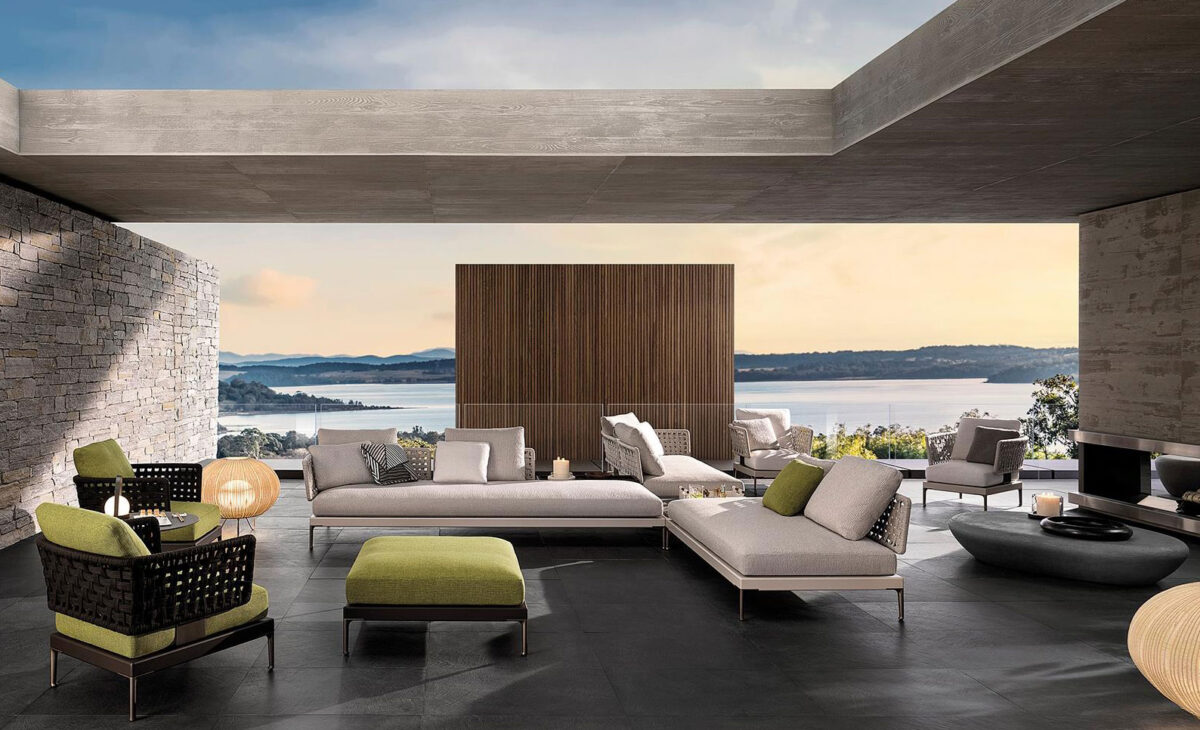 Minotti Patio outdoor sofa