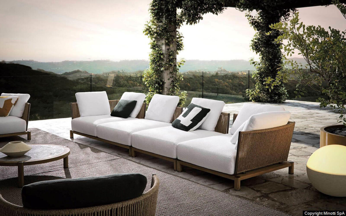 Minotti sofa Daylight