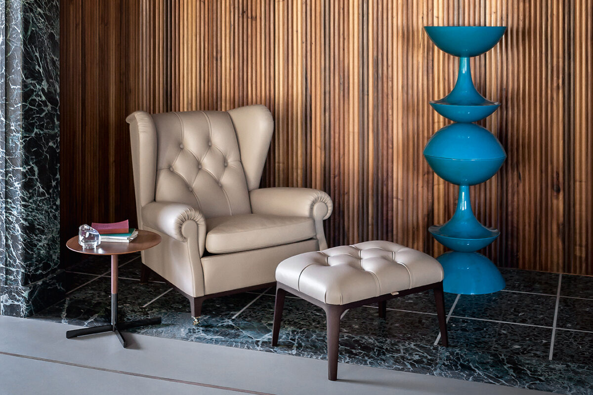 2019 | Armchair - Armchairs And Sofas